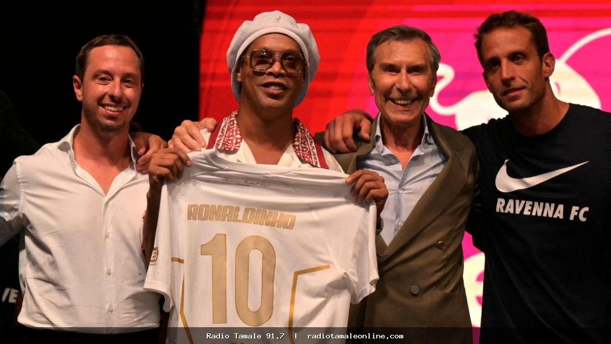Ronaldinho comes out of retirement to play for Ravenna FC at 46