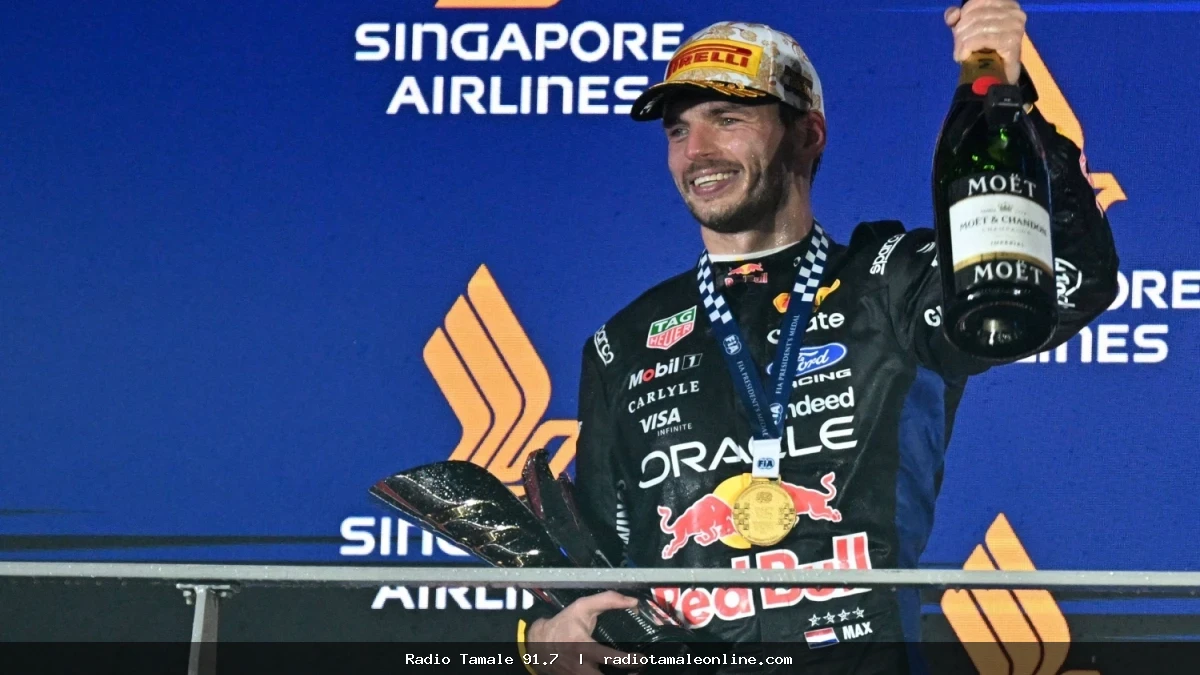 MAX VERSTAPPEN DOMINATES SINGAPORE GRAND PRIX FROM POLE FOR SECOND STRAIGHT WIN